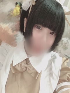 新人・なつめ