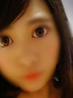 新人・あいな