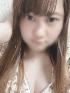 新人・もなみ
